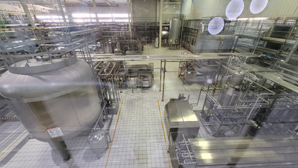 华山牧乳业 以100%优于欧盟标准引领乳制品市场提档升级